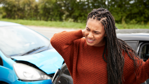woman injury in car accident seeking a personal injury attorney